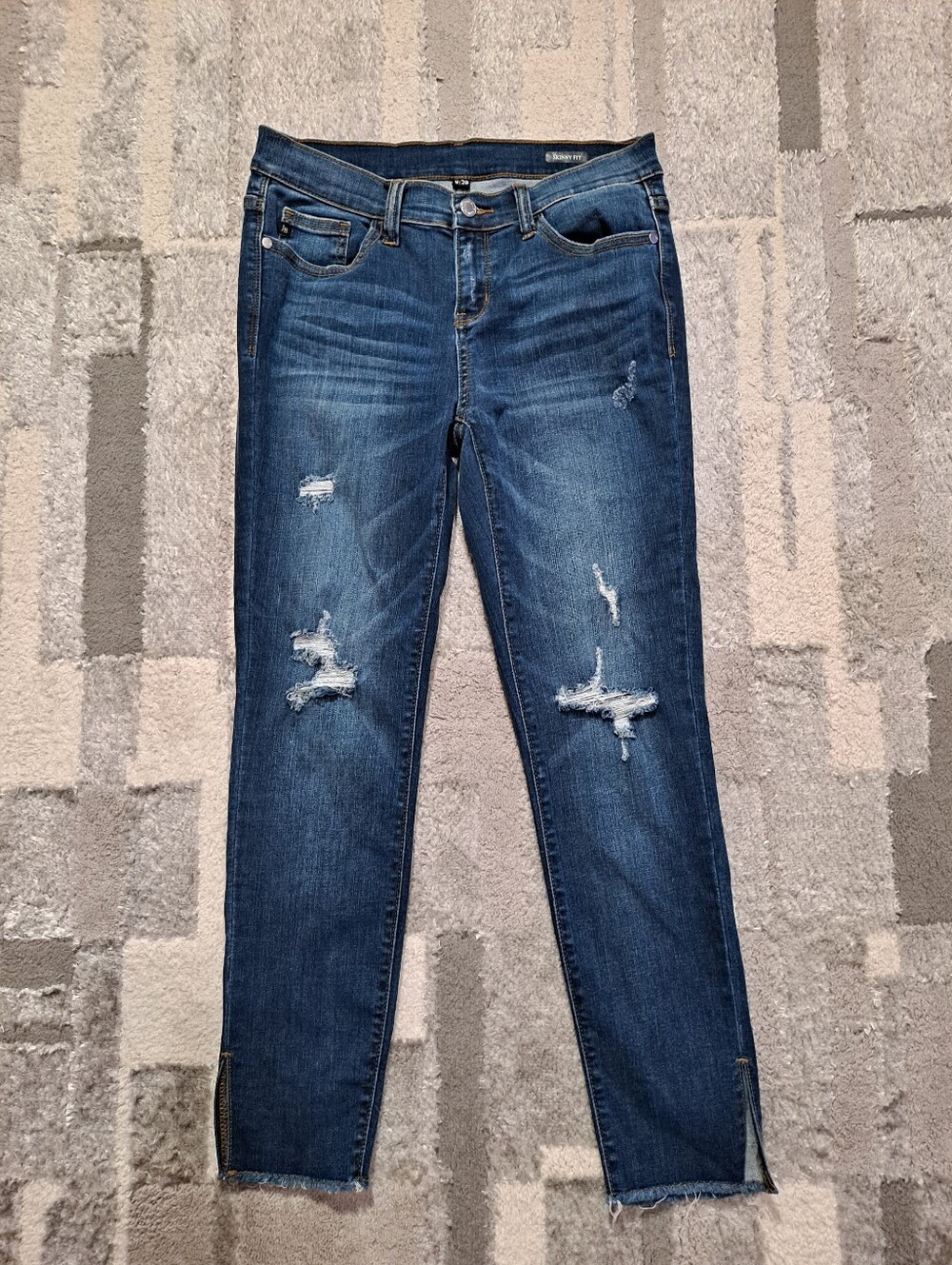 Judy Blue 9/29 Dark Blue Distressed Women’s Jeans
